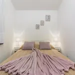 Two-bedroom In Cervar Porat