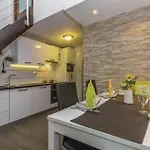 Two-bedroom In Cervar Porat ポレッチ