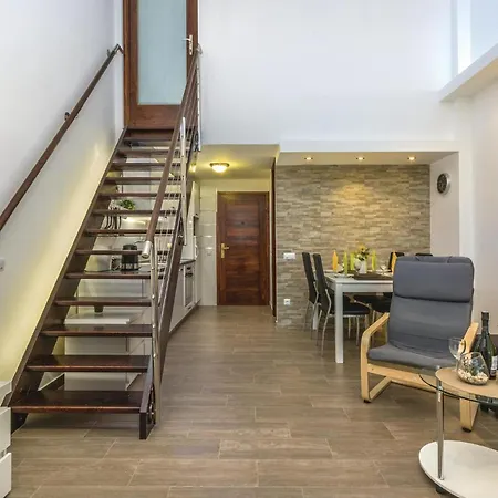 Two-bedroom In Cervar Porat Poreč