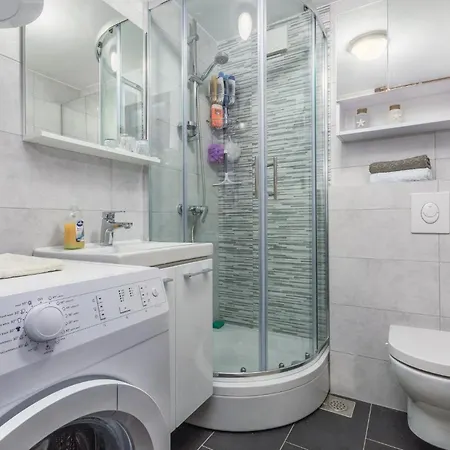 Apartament Two-bedroom In Cervar Porat *